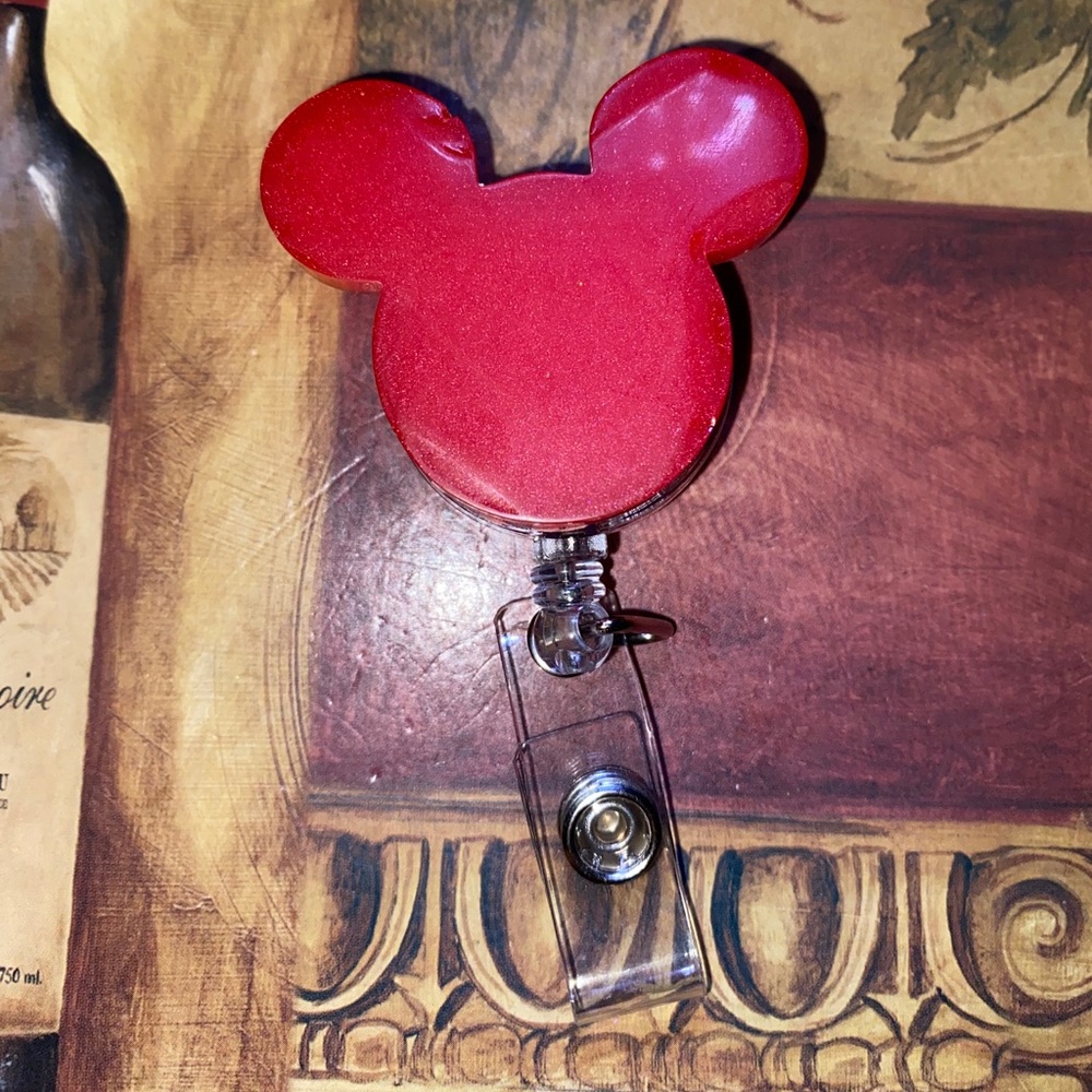 Mickey Mouse 🐭 badge reel